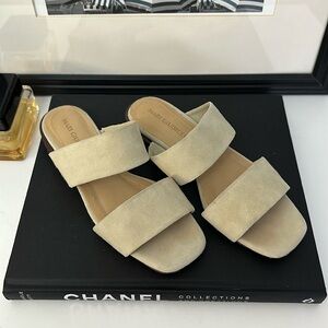 mari guidicelli flat sandals